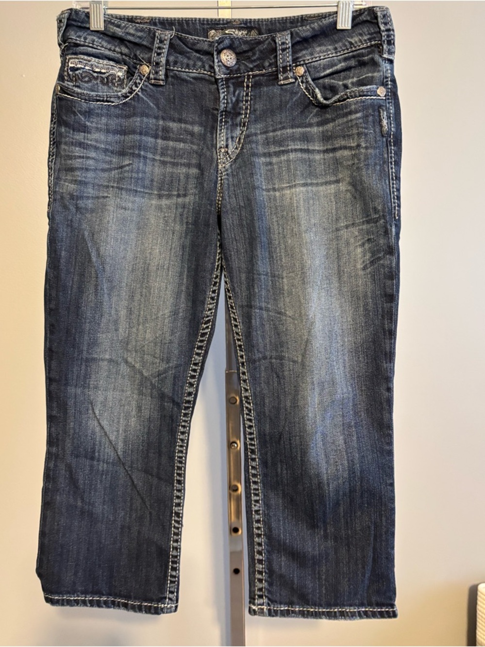 Silver Jeans SUKI flap‎ pockets 30 denim capri